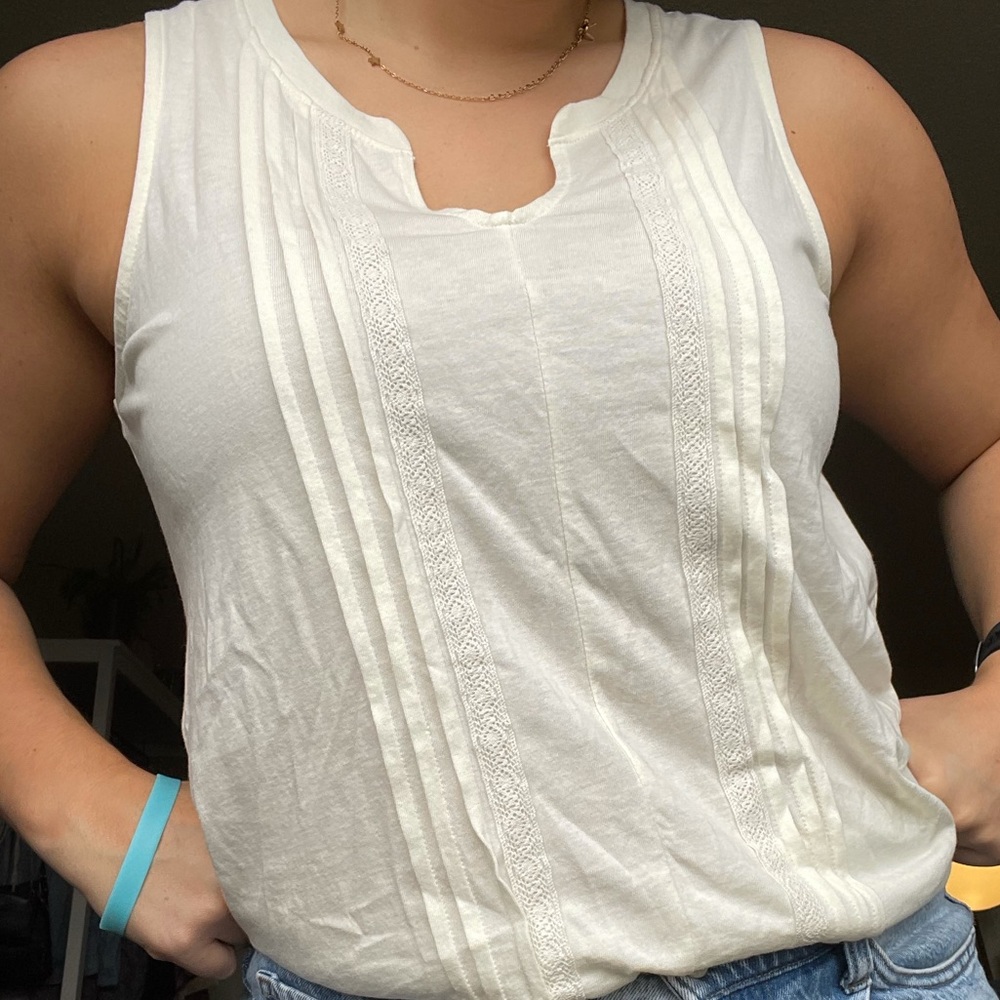 Off white sleeveless top